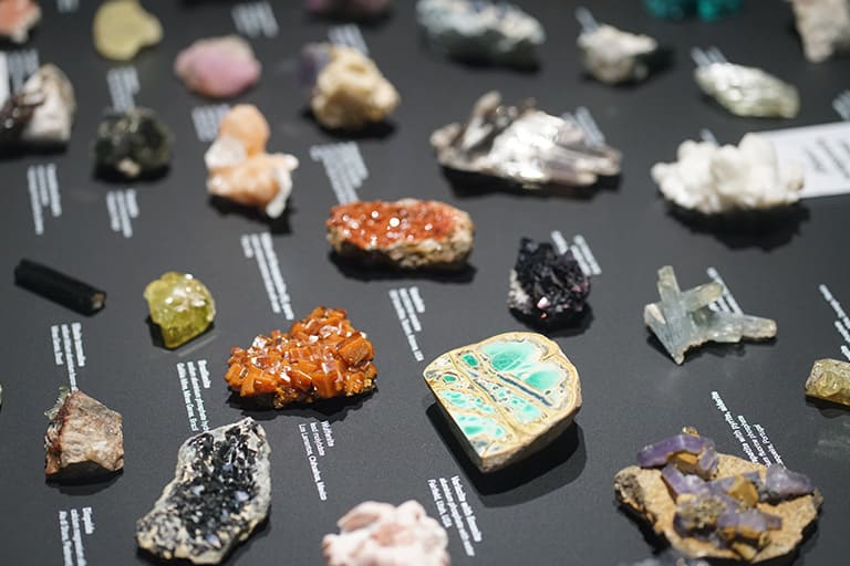 画像：希少な鉱物標本